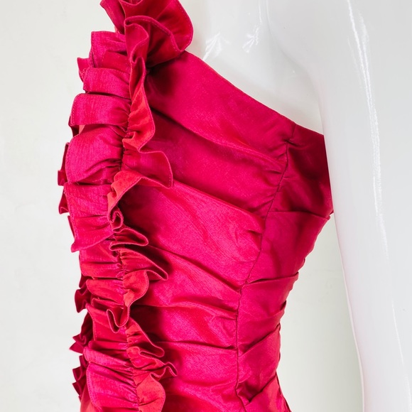 ❤️SOLD❤️ NWT RED Valentino Party mini Ruffle dress - Picture 6 of 12